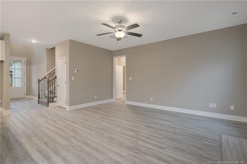 360 Whitestone Dr, Fayetteville, NC 28312