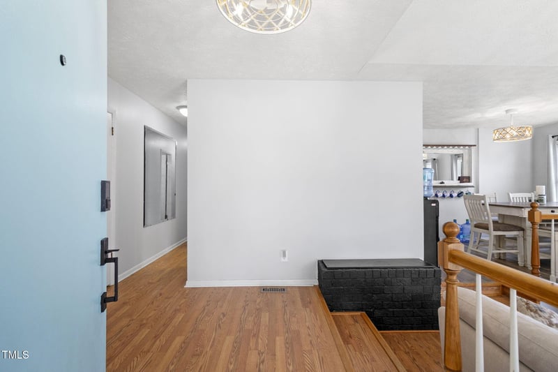 3600 Bolt Dr, Hope Mills, NC 28348