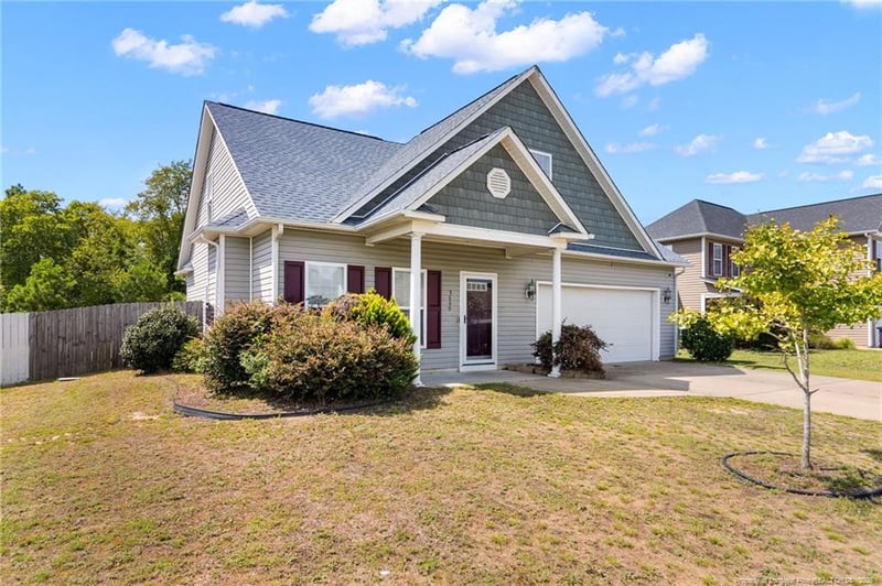 3600 Crosswinds Dr, Hope Mills, NC 28348