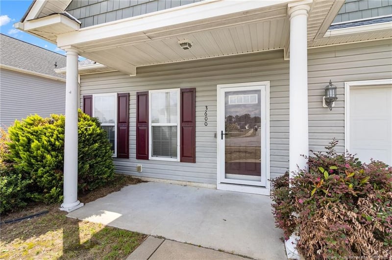 3600 Crosswinds Dr, Hope Mills, NC 28348