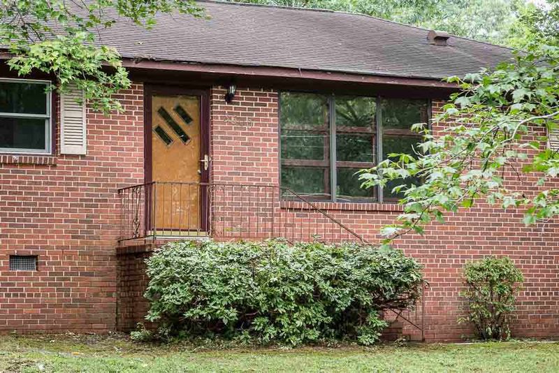 3600 Woodside Rd, Garner, NC 27529