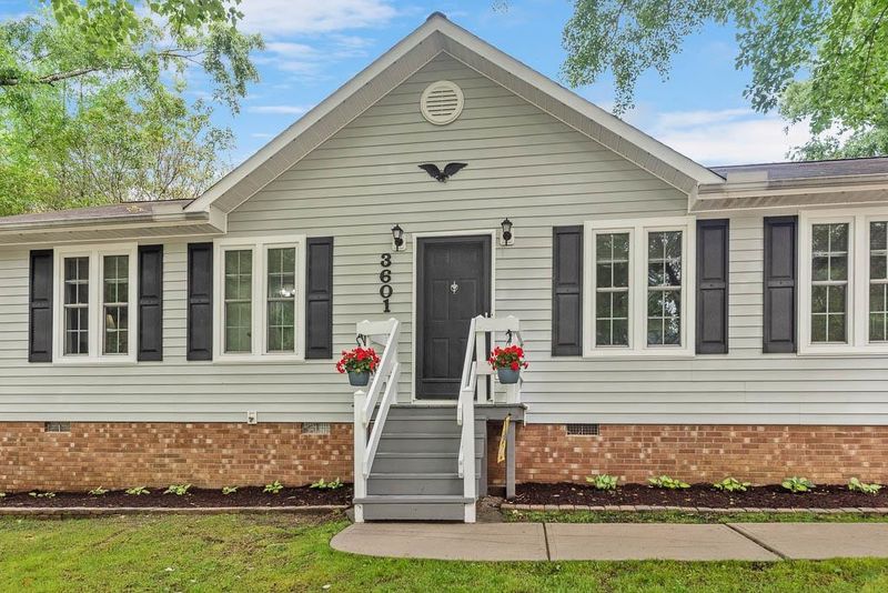 3601 Constellation Dr, Raleigh, NC 27604