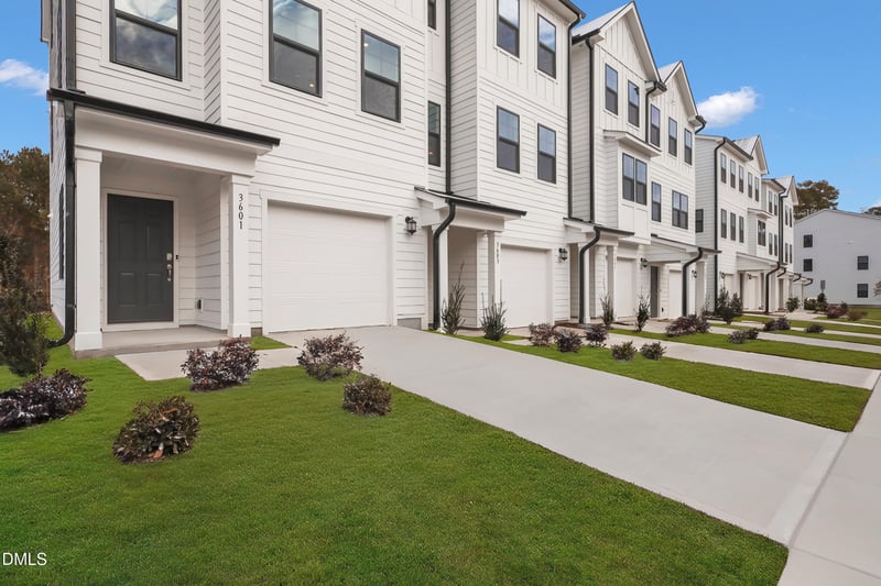 3601 Elm Grove Ln, Raleigh, NC 27604