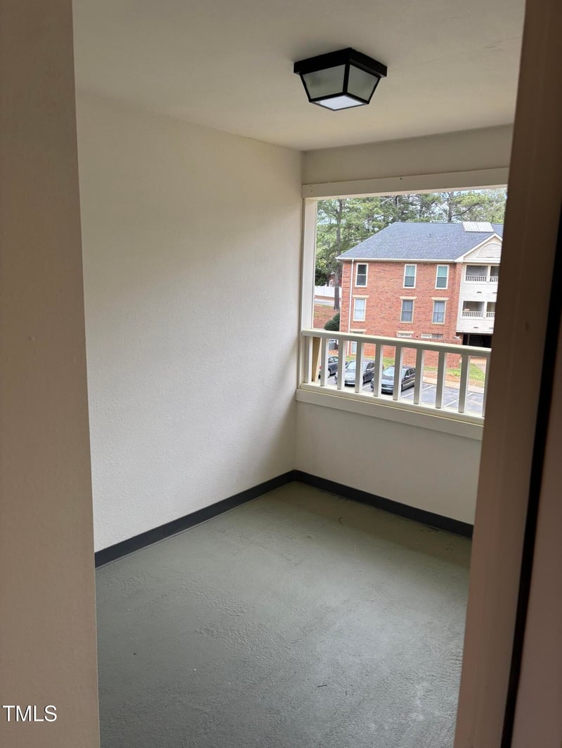 3601 Helix Ct #301, Raleigh, NC 27606