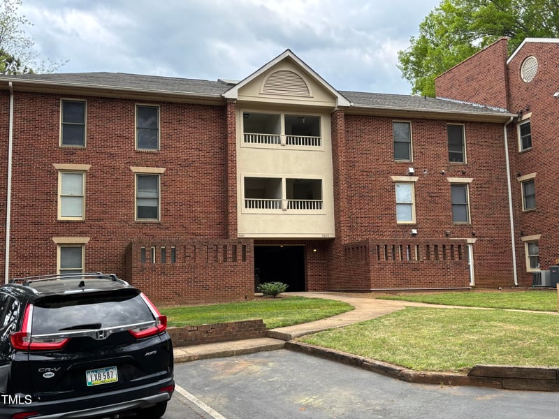 3601 Helix Ct, Raleigh, NC 27606