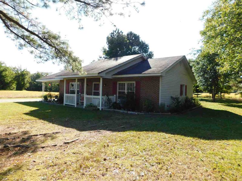 3601 Nc 39 Hw, Selma, NC 27576