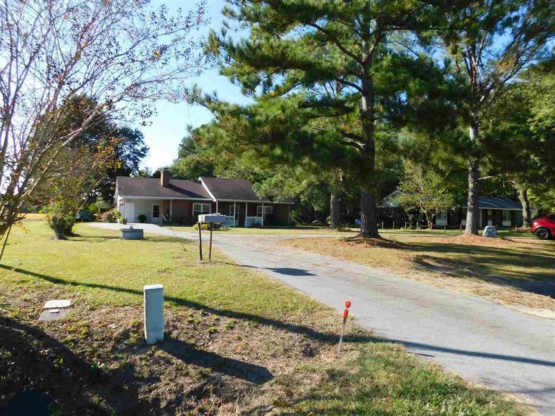 3601 Nc 39 Hw, Selma, NC 27576