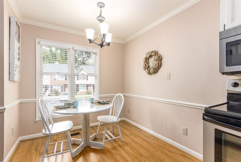 3601 Plumbridge Ct, Raleigh, NC 27613