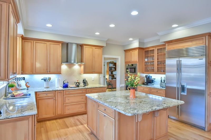 3601 Sweeten Creek Rd, Chapel Hill, NC 27514
