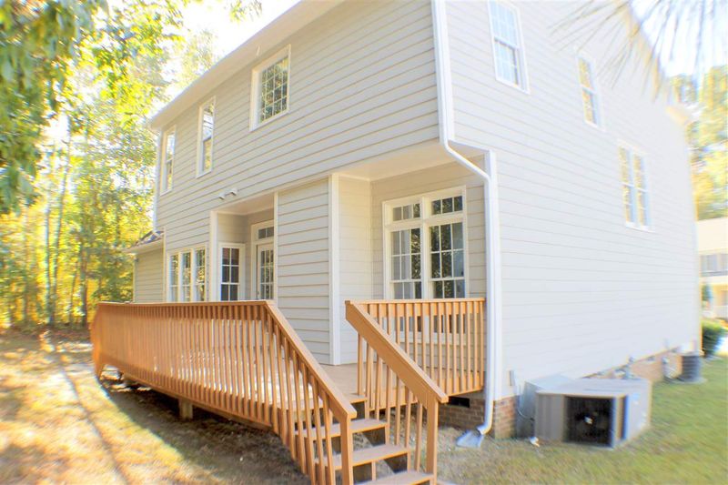 3601 Weatherby Dr, Durham, NC 27703