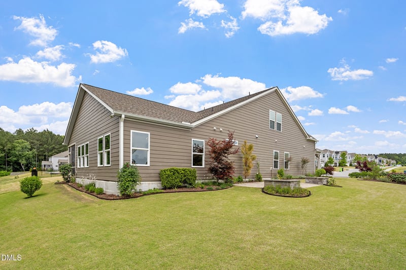 3601 Woodland Oaks Dr, New Hill, NC 27562