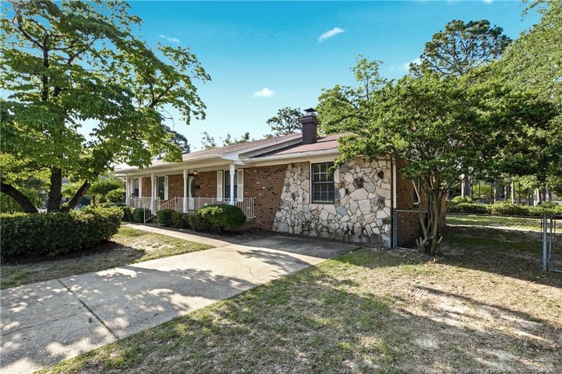 3601 Wyatt St, Fayetteville, NC 28304
