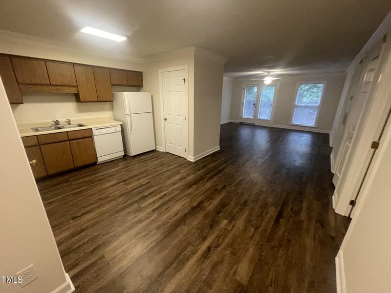 3603 Helix Ct #102, Raleigh, NC 27606