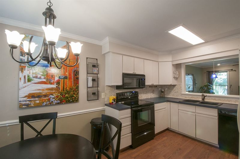 3604 Plumbridge Ct, Raleigh, NC 27613