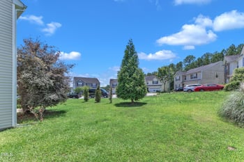 3604 Rivermist Dr, Raleigh, NC 27610