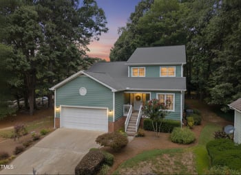 3604 Willowtree Ln, Clayton, NC 27520