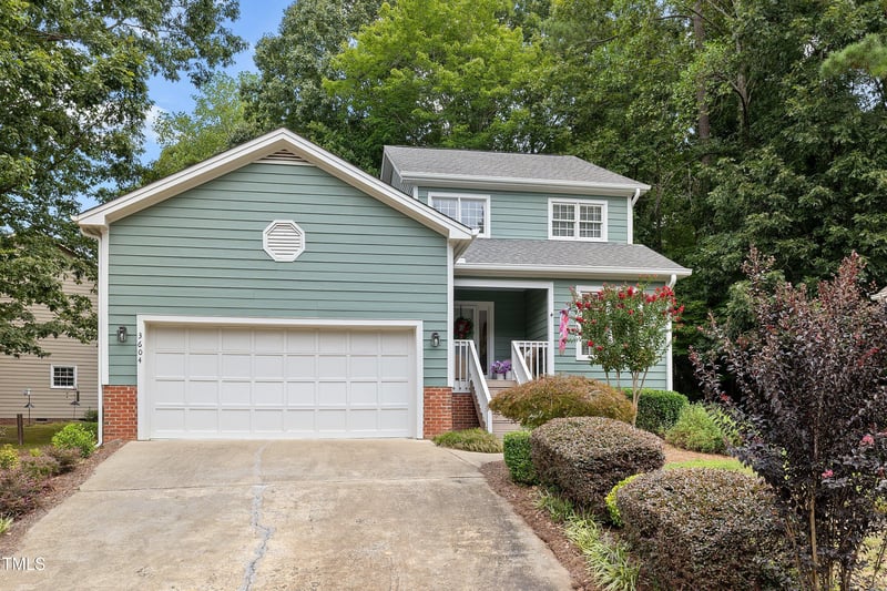 3604 Willowtree Ln, Clayton, NC 27520