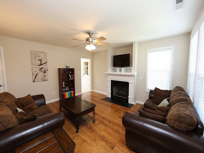 3605 Blue Blossom Dr, Raleigh, NC 27616