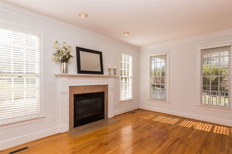 3605 Windy Hill Rd, Chapel Hill, NC 27514