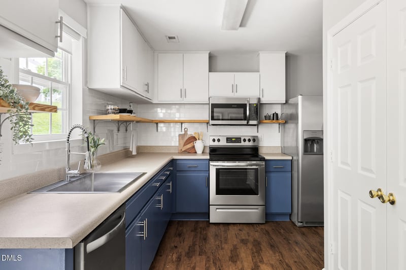 3607 Cyrus St, Raleigh, NC 27610