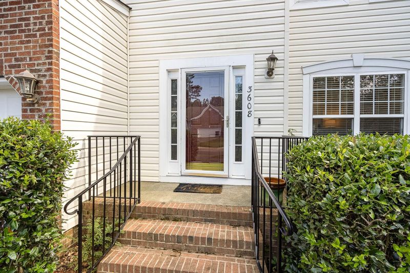 3608 Appling Way, Durham, NC 27703