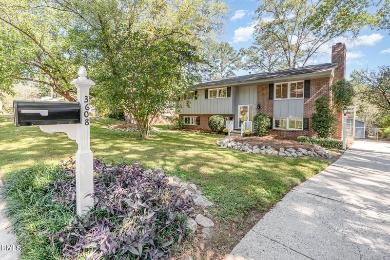 3608 Arrowwood Dr, Raleigh, NC 27604