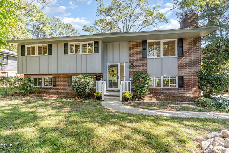 3608 Arrowwood Dr, Raleigh, NC 27604