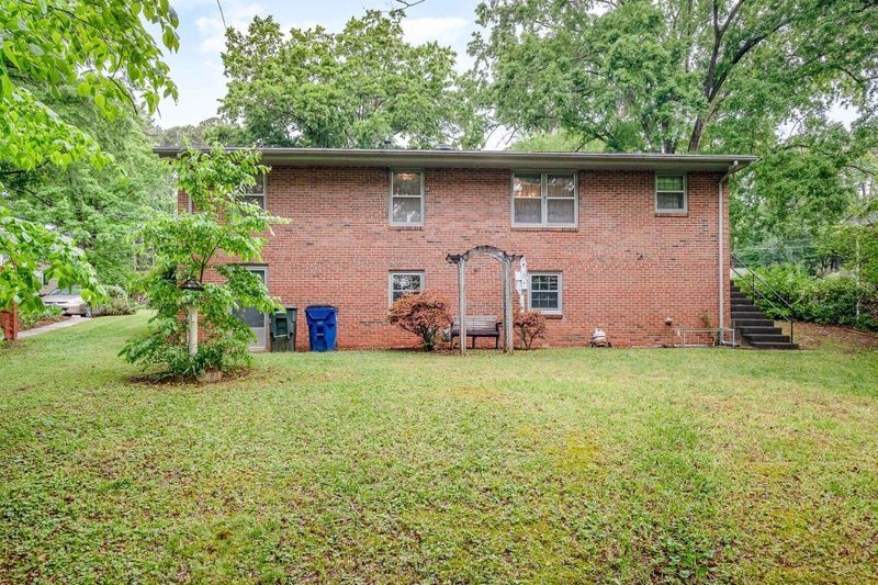 3608 Carolyn Dr, Raleigh, NC 27604