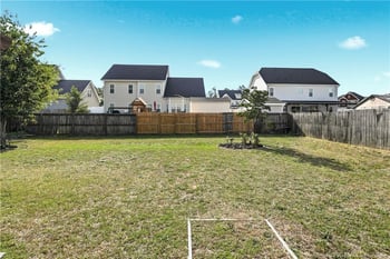 3608 Castlefield Ln, Fayetteville, NC 28306