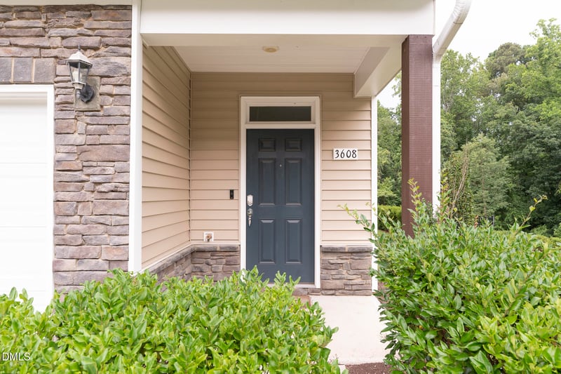 3608 Water Mist Ln, Raleigh, NC 27604