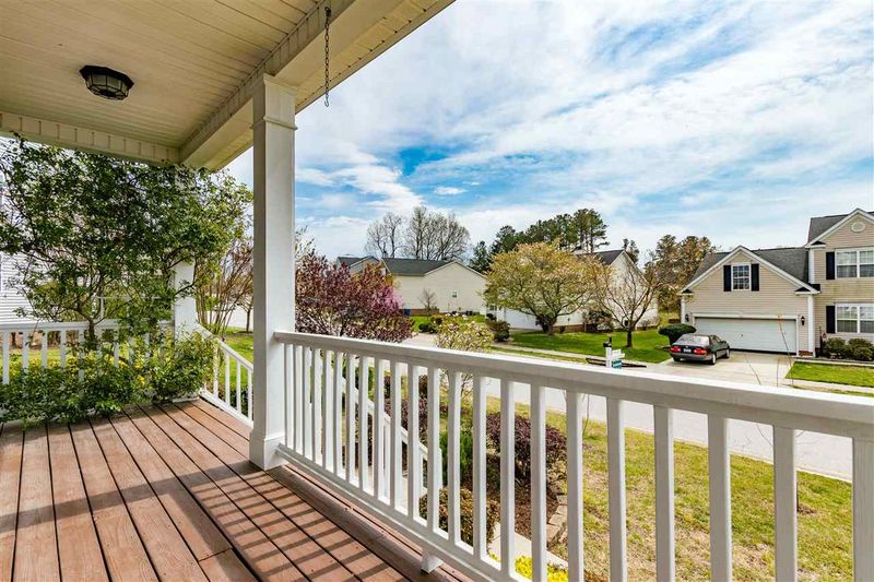 3609 Serendipity Dr, Raleigh, NC 27616