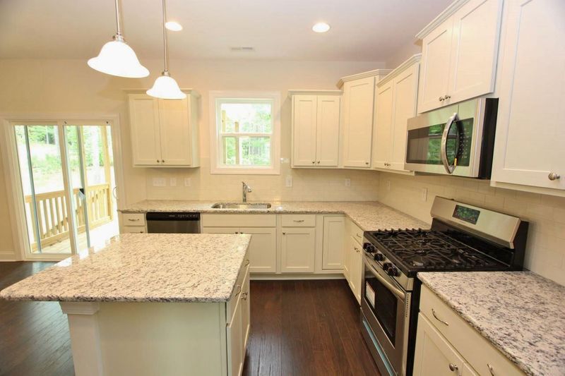 3610 Pine Needles Dr, Wake Forest, NC 27587