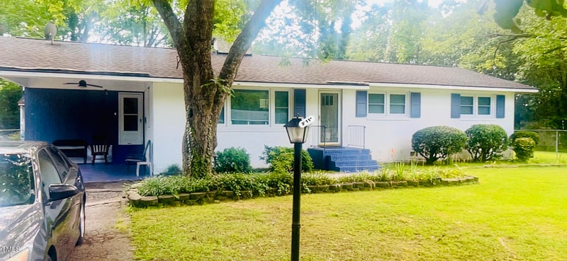 3611 Oates Dr, Raleigh, NC 27604