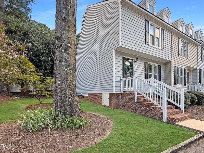 3611 Plumbridge Ct, Raleigh, NC 27613