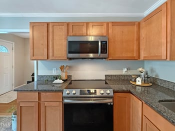 3611 Plumbridge Ct, Raleigh, NC 27613