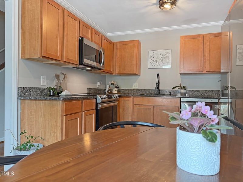 3611 Plumbridge Ct, Raleigh, NC 27613