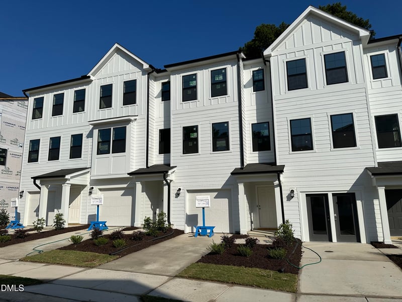 3613 Elm Grove Ln, Raleigh, NC 27604