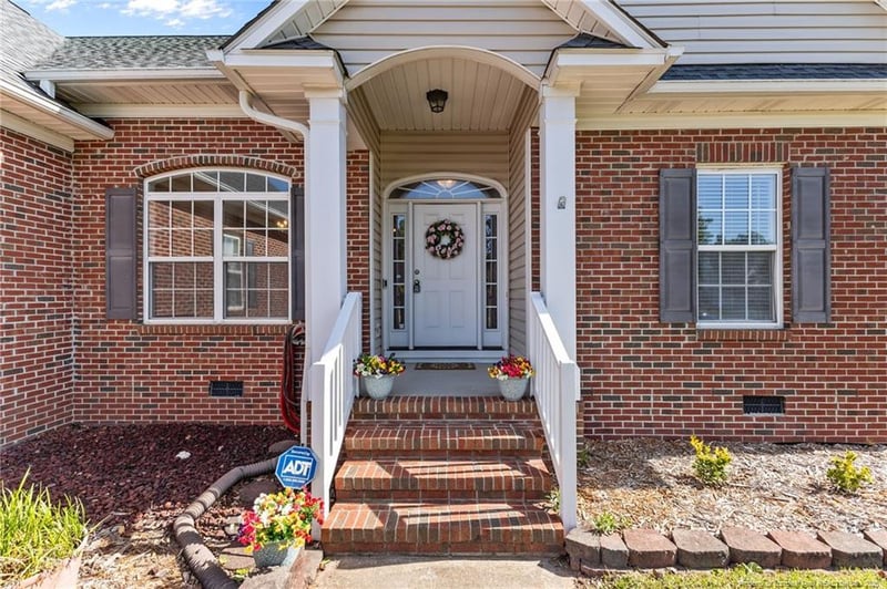 3614 Sunchase Dr, Fayetteville, NC 28306