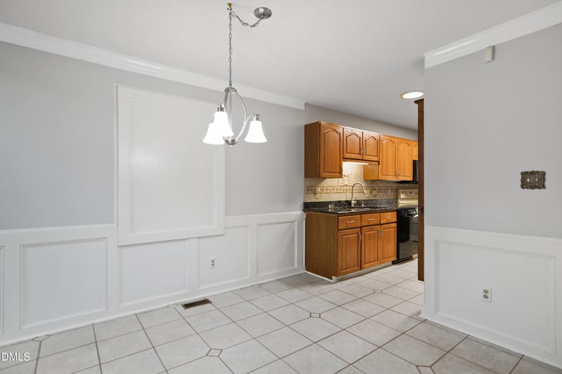 3614 Top Of The Pines Ct, Raleigh, NC 27604