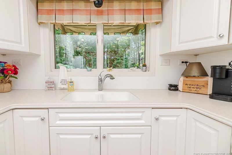 3614 Wicker St, Sanford, NC 27330