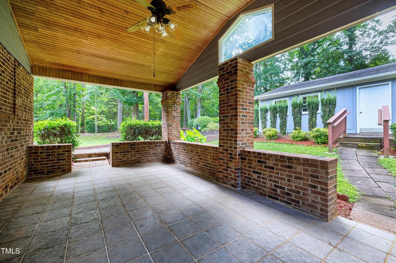 3615 Ameshia Dr, Hillsborough, NC 27278