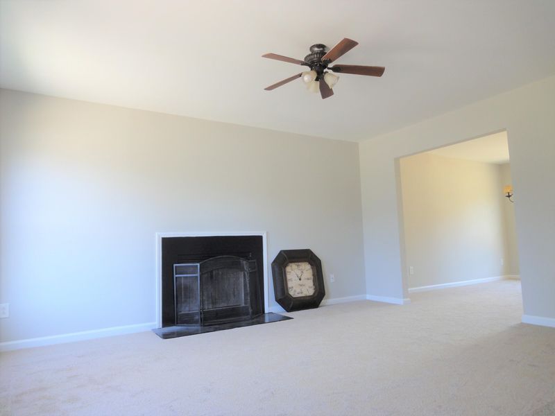 3615 Cyrus St, Raleigh, NC 27610
