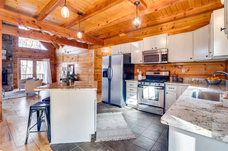 3616 Travis Ct, Chapel Hill, NC 27516