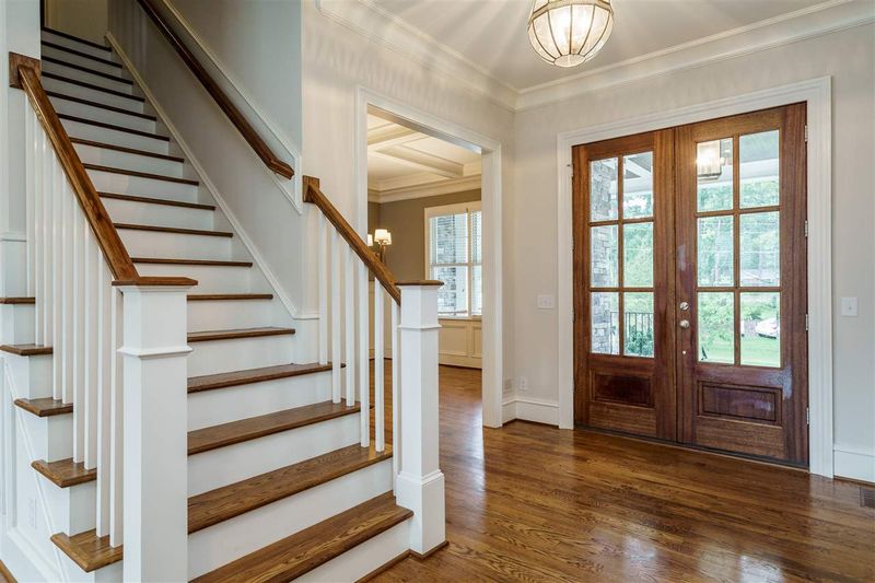 3617 Blueberry Dr, Raleigh, NC 27612