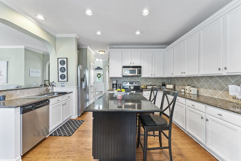 3617 Tansley St, Wake Forest, NC 27587