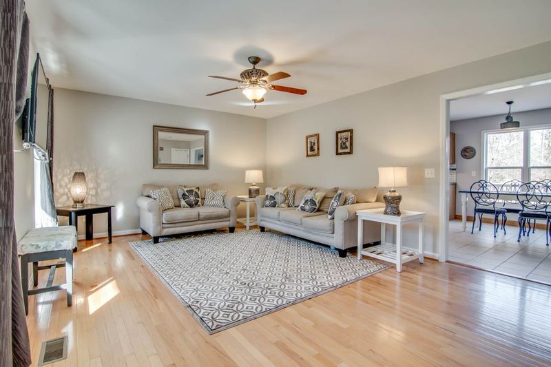 3618 Alex Dr, Hillsborough, NC 27278