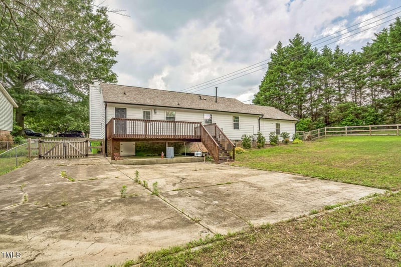 3620 Constellation Dr, Raleigh, NC 27604