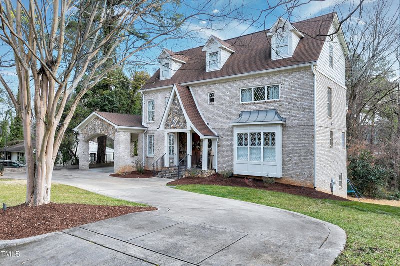 3620 Rock Creek Dr, Raleigh, NC 27609