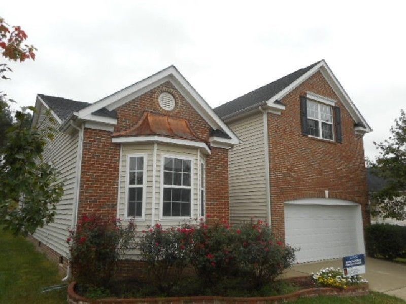 3620 Serendipity Dr, Raleigh, NC 27616