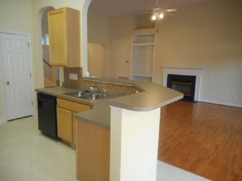 3620 Serendipity Dr, Raleigh, NC 27616